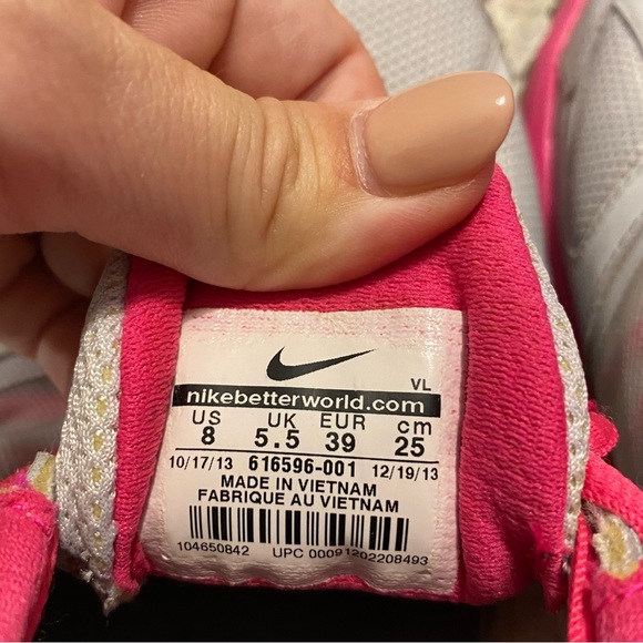 Nike Running Shoes- platinum/pink - Picture 10 of 12
